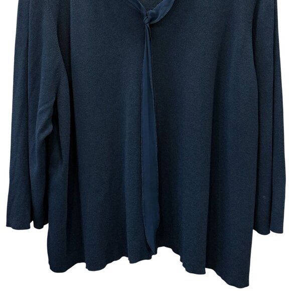 Cato Woman Blue Long Sleeve Top Tie Neck Detail Size 26/28W Professional Office - Picture 3 of 7